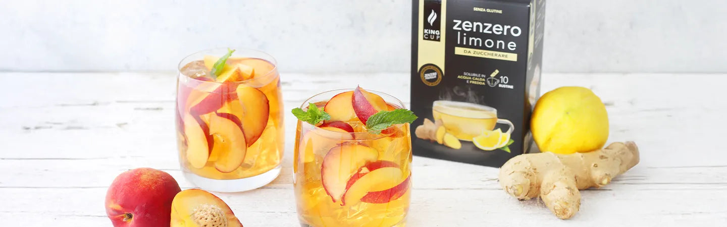 Sangria analcolica allo zenzero e limone con pesche